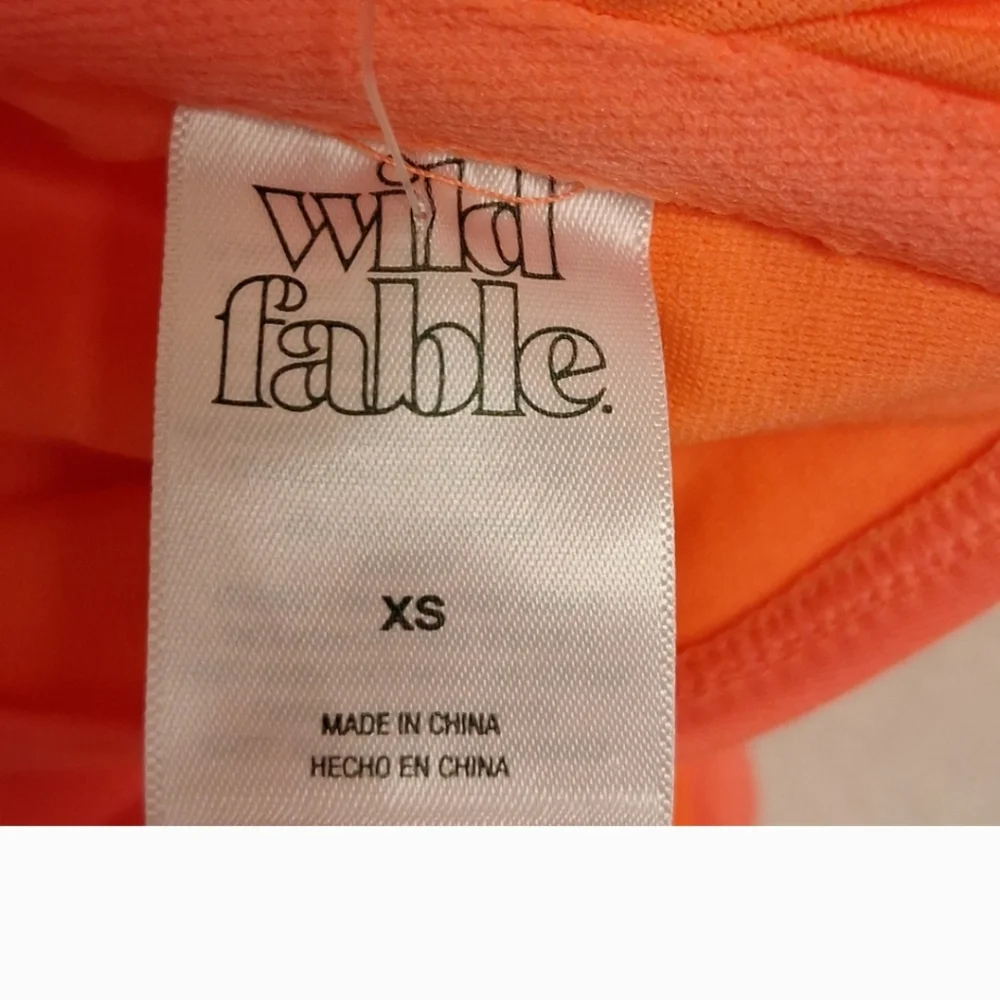 Wild fable crop top /  swim top - Picture 4 of 7